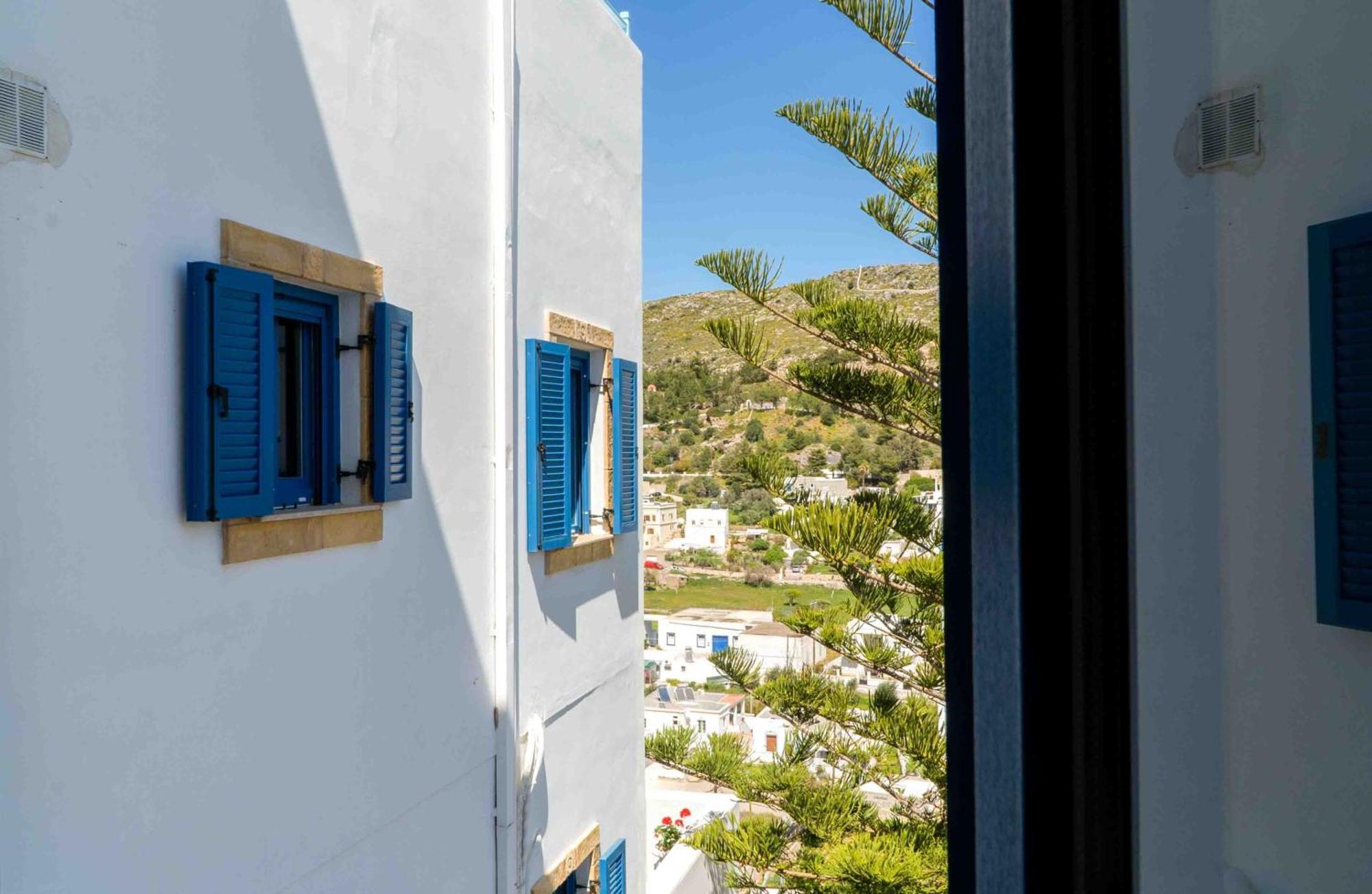 Heliades Suites Panteli Екстериор снимка