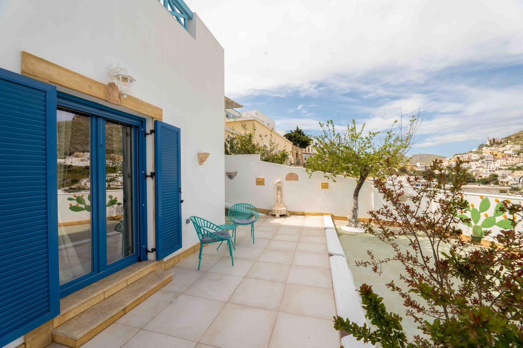 Heliades Suites Panteli Екстериор снимка